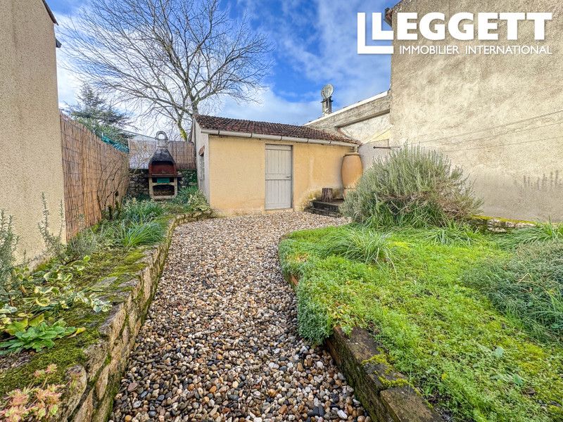 Property photo 3 of 10