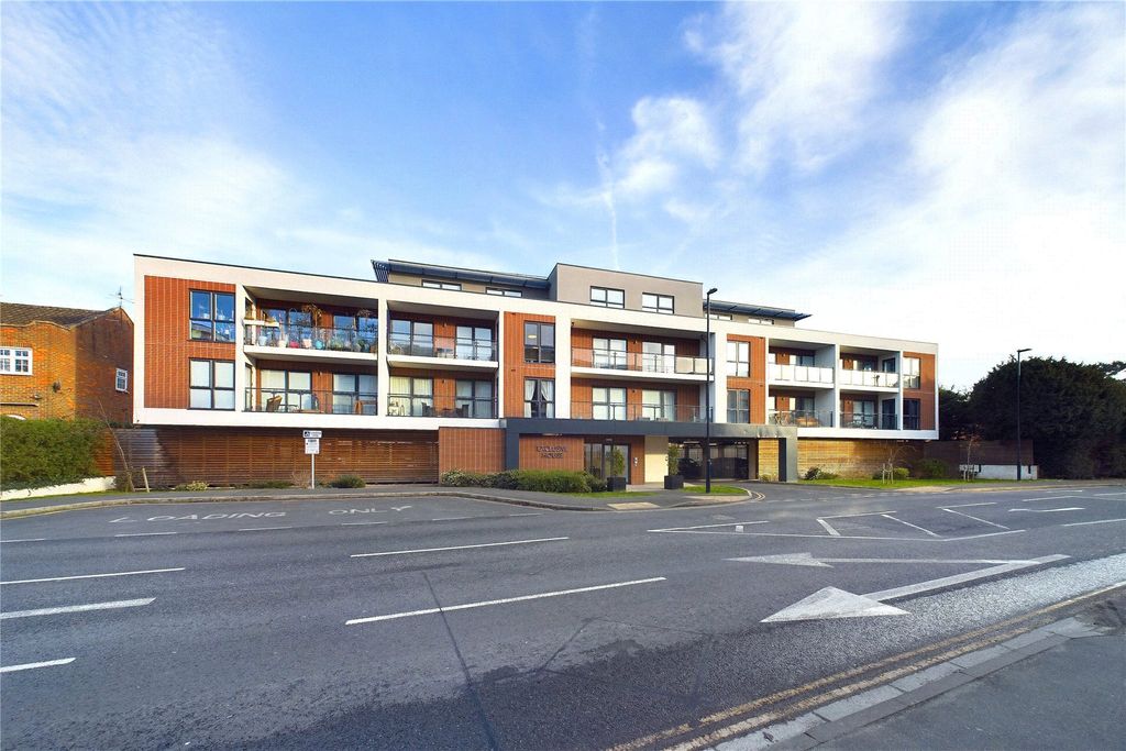 Property photo 1 of 11 Picture No. 18