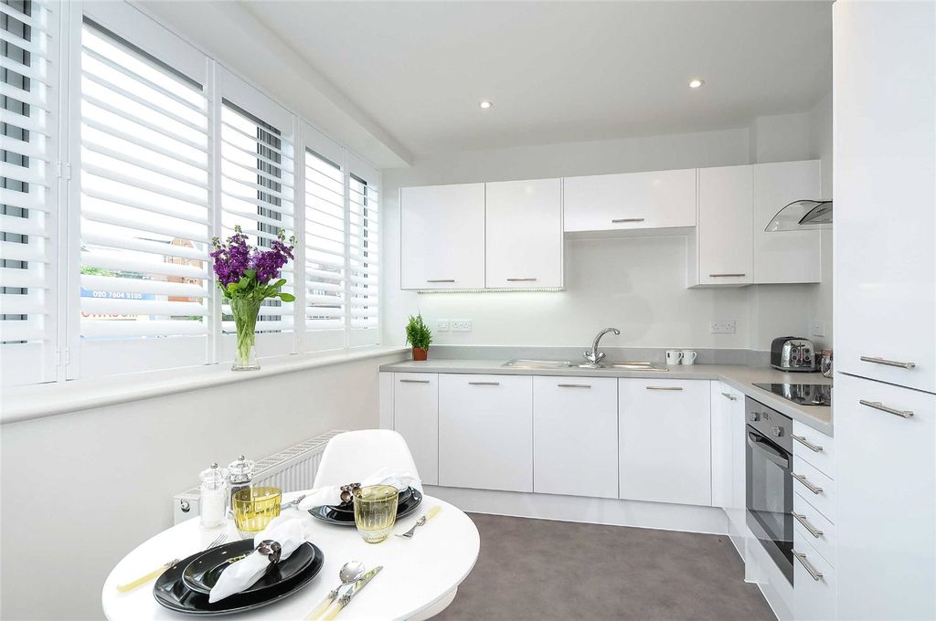 Property photo 2 of 4 Photo