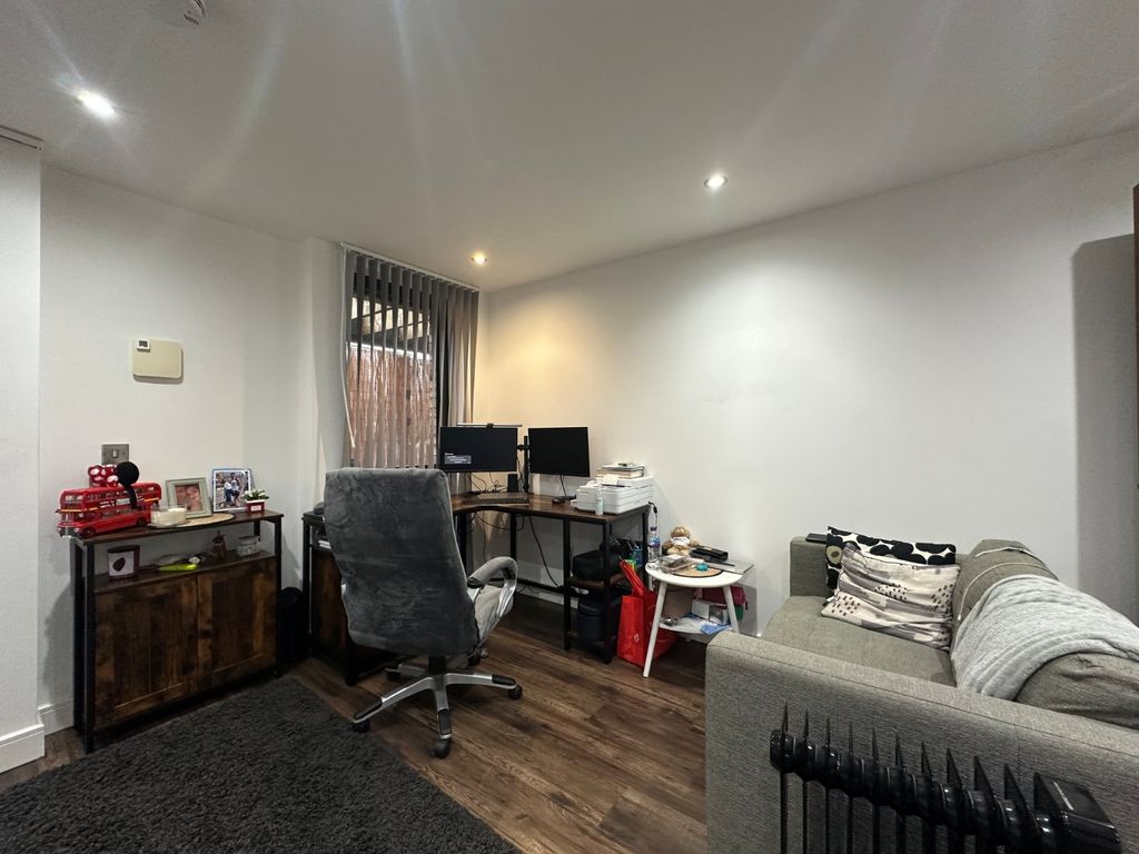 Property photo 3 of 11 Picture No. 04