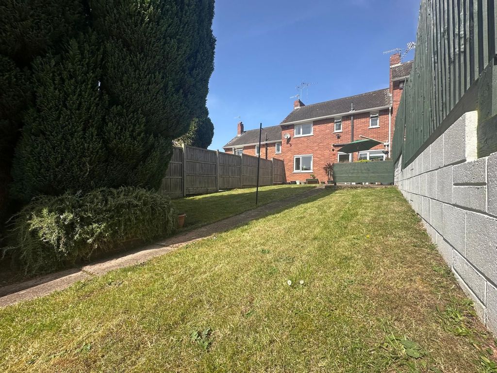 Property photo 2 of 26
