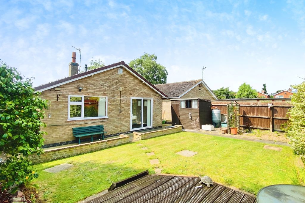Property photo 1 of 16