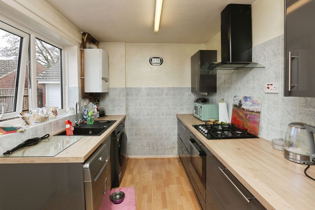 Property photo 2 of 11 Pbox-Img.Jpg