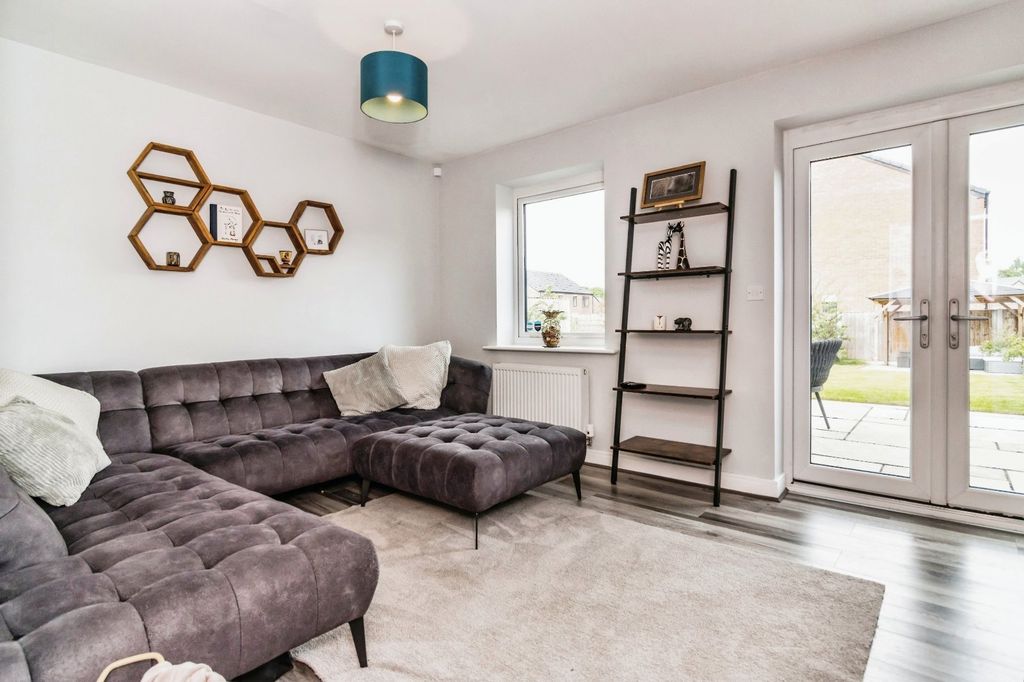 Property photo 2 of 12 Living Room