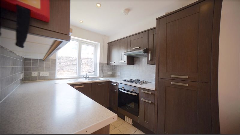 Property photo 2 of 8 Photo 6