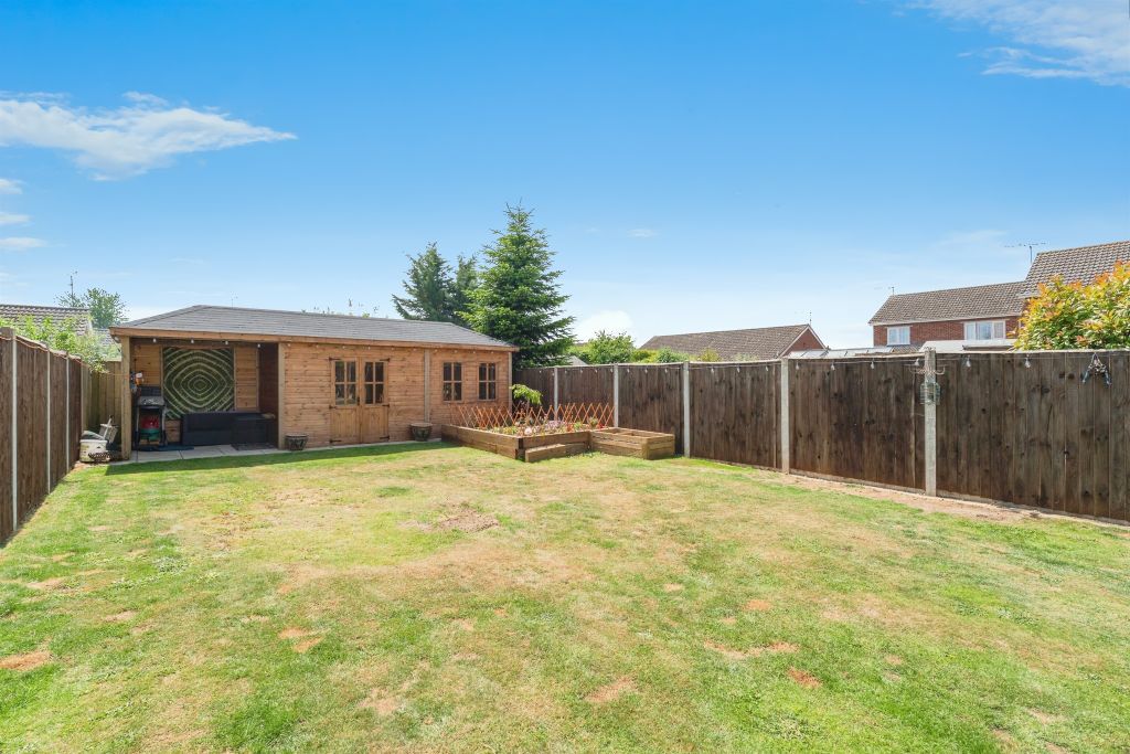 Property photo 3 of 13