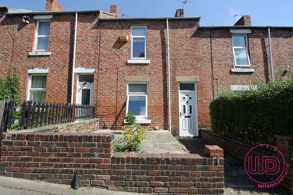 Property photo 1 of 11