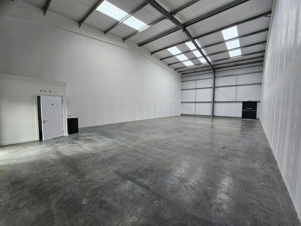 Property photo 3 of 8 5B Internal.Jpg