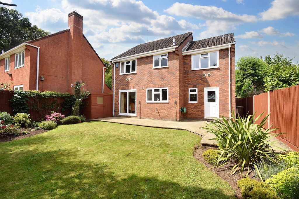 Property photo 3 of 11