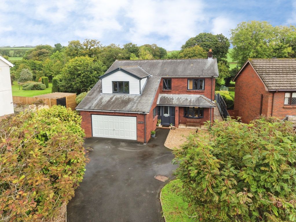 Property photo 3 of 48 5340635