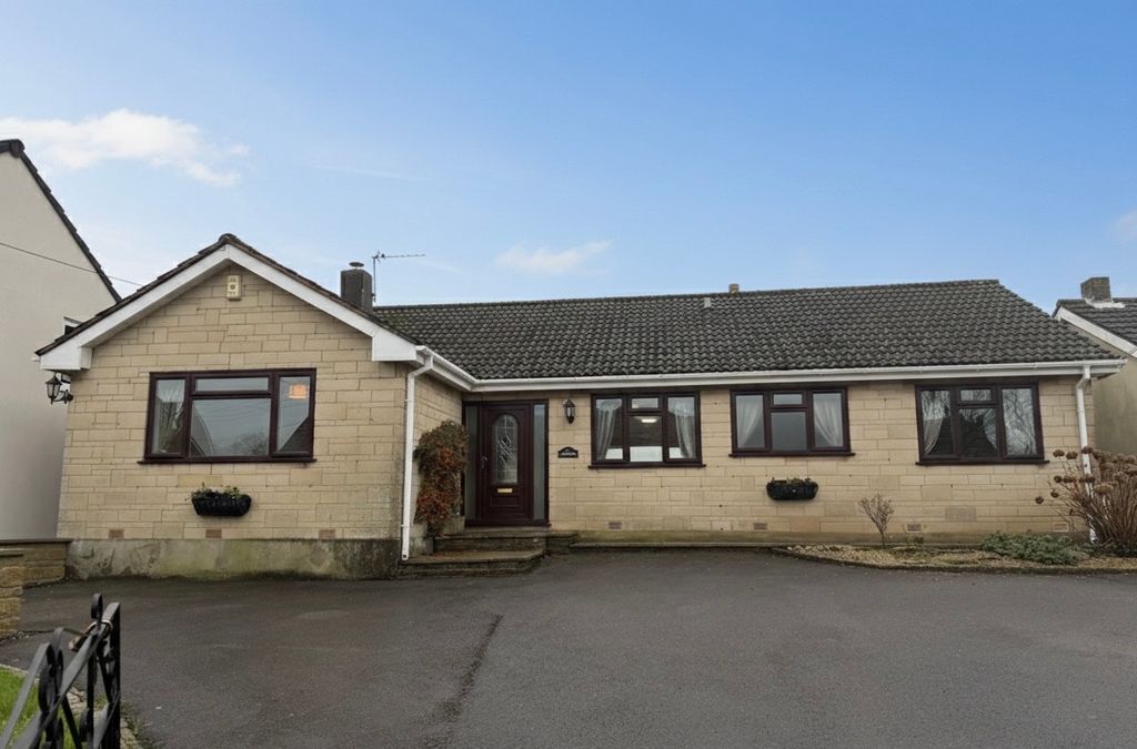 Property photo 1 of 14 Front