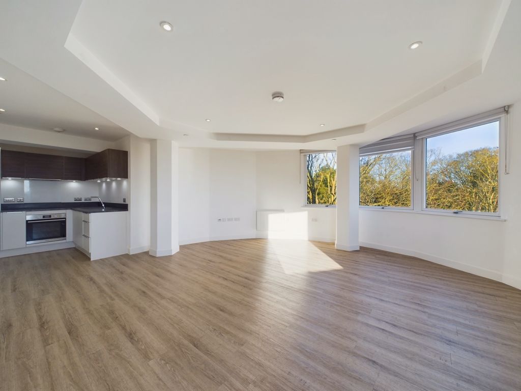 Property photo 2 of 7 Cam01909G0-Pr0280-Still004