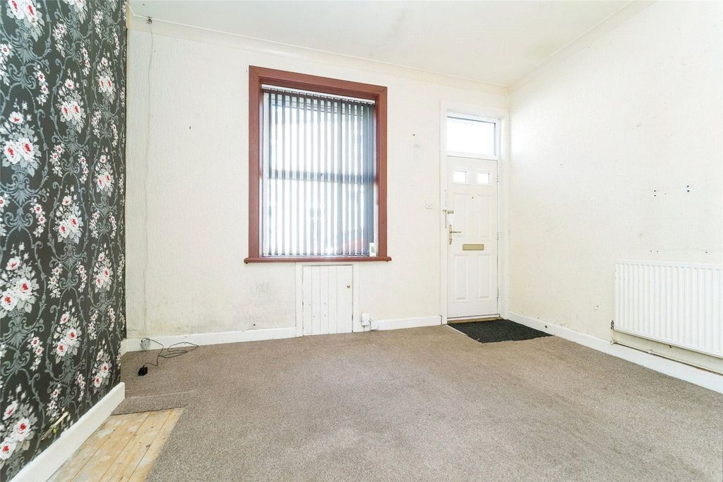 Property photo 3 of 10 Picture No. 06