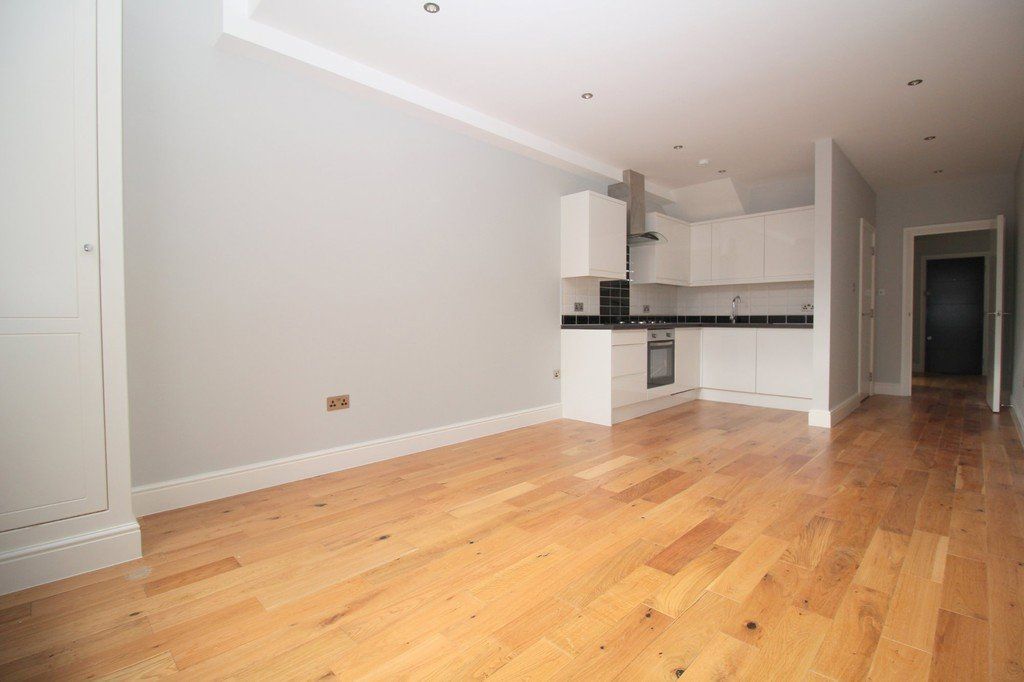 Property photo 3 of 8