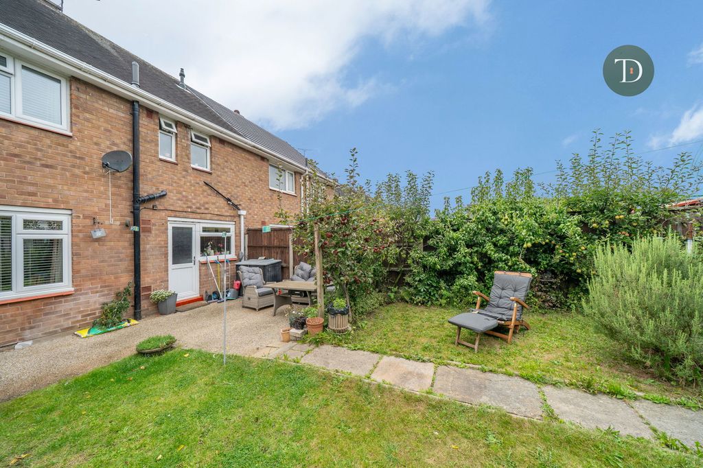 Property photo 2 of 19