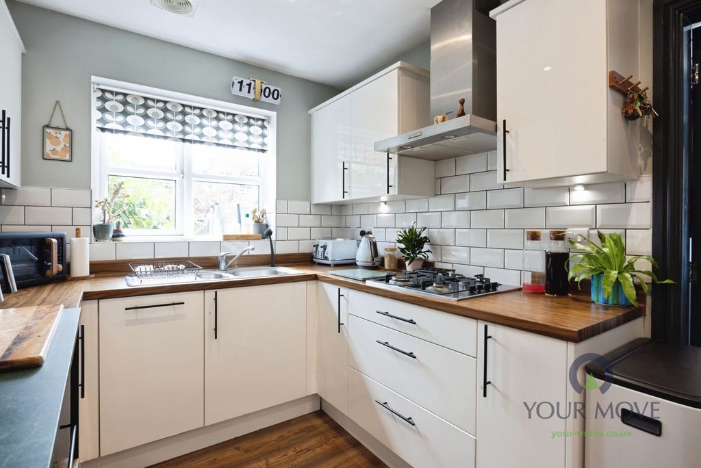 Property photo 3 of 22 Pbox-Img.Jpg