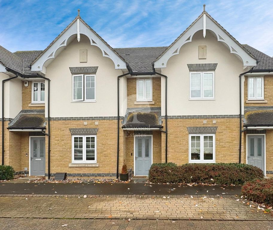 Property photo 1 of 11 Front