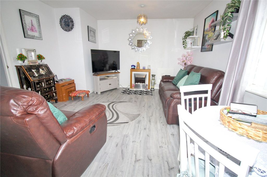 Property photo 3 of 11 Picture No. 08