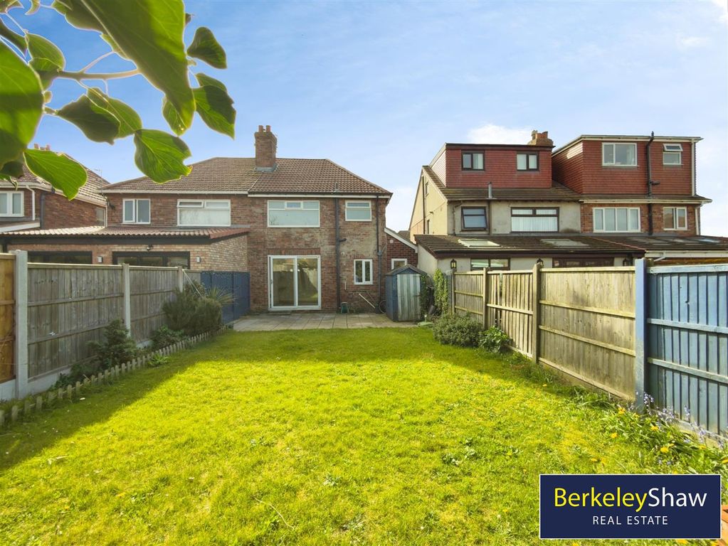 Property photo 2 of 14 9c51464d-7-43C3-B5B9-E1142B9B1D3C-1526-000000232Bf