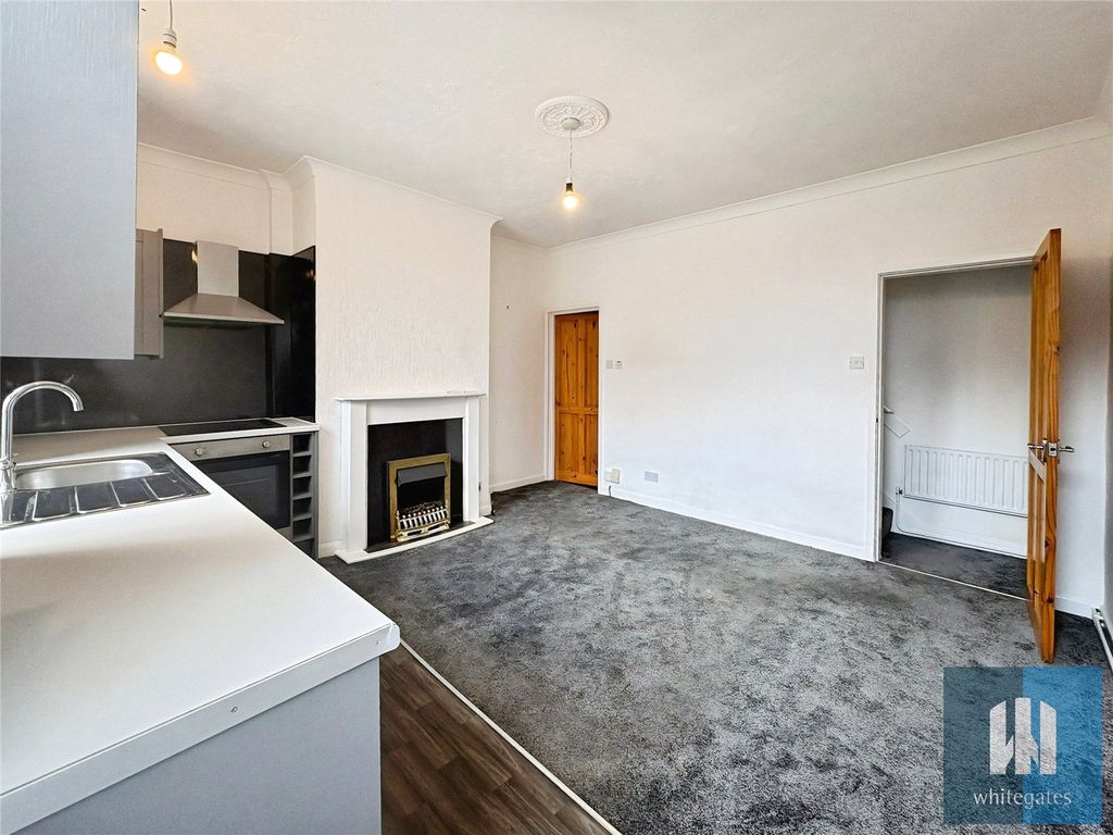 Property photo 2 of 10 Picture No. 19