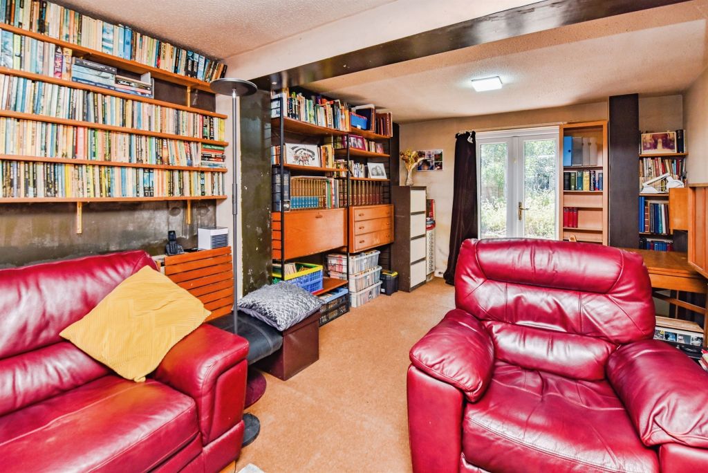 Property photo 2 of 14