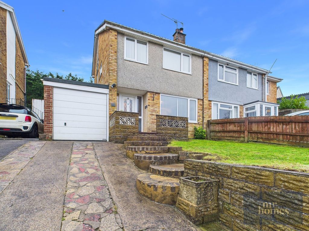 Property photo 1 of 37