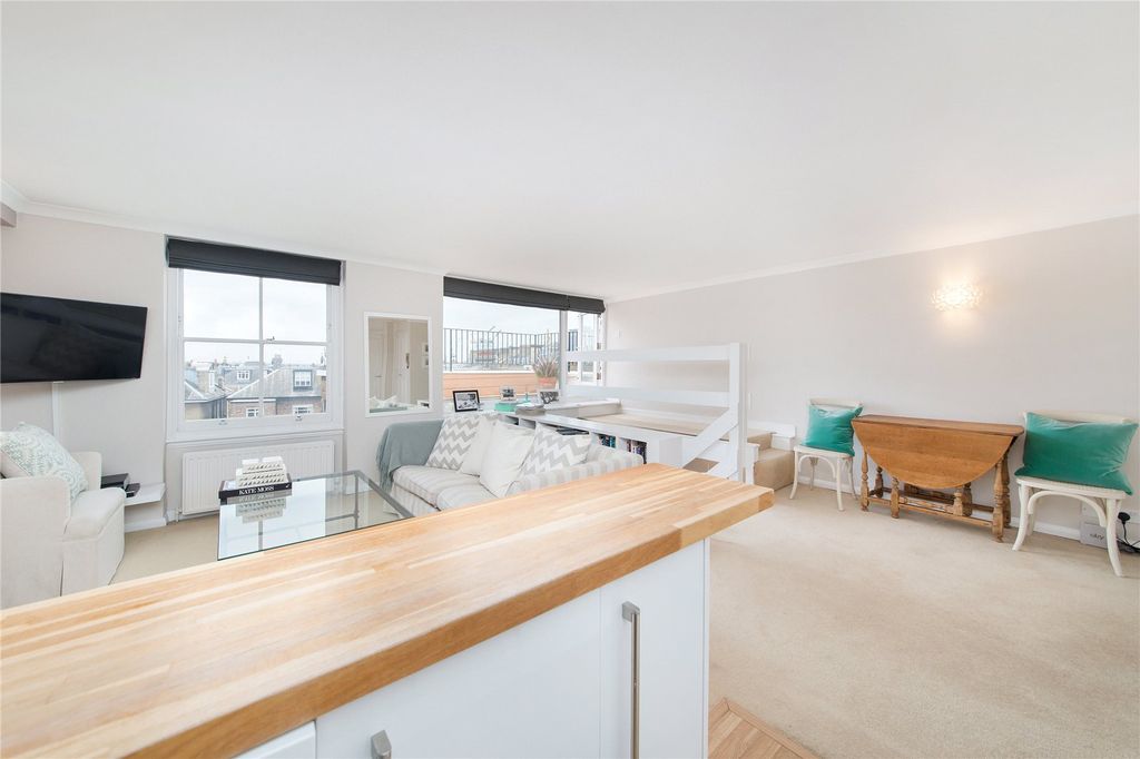 Property photo 2 of 10 Picture No. 06
