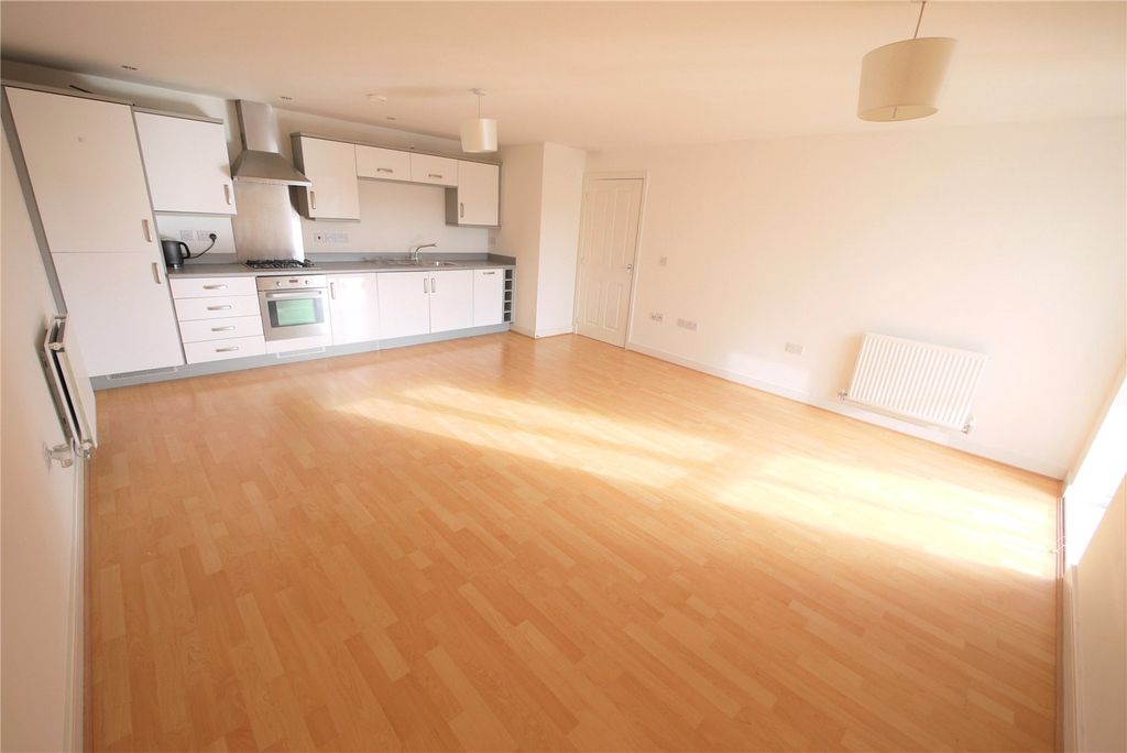 Property photo 3 of 9 Picture No. 11