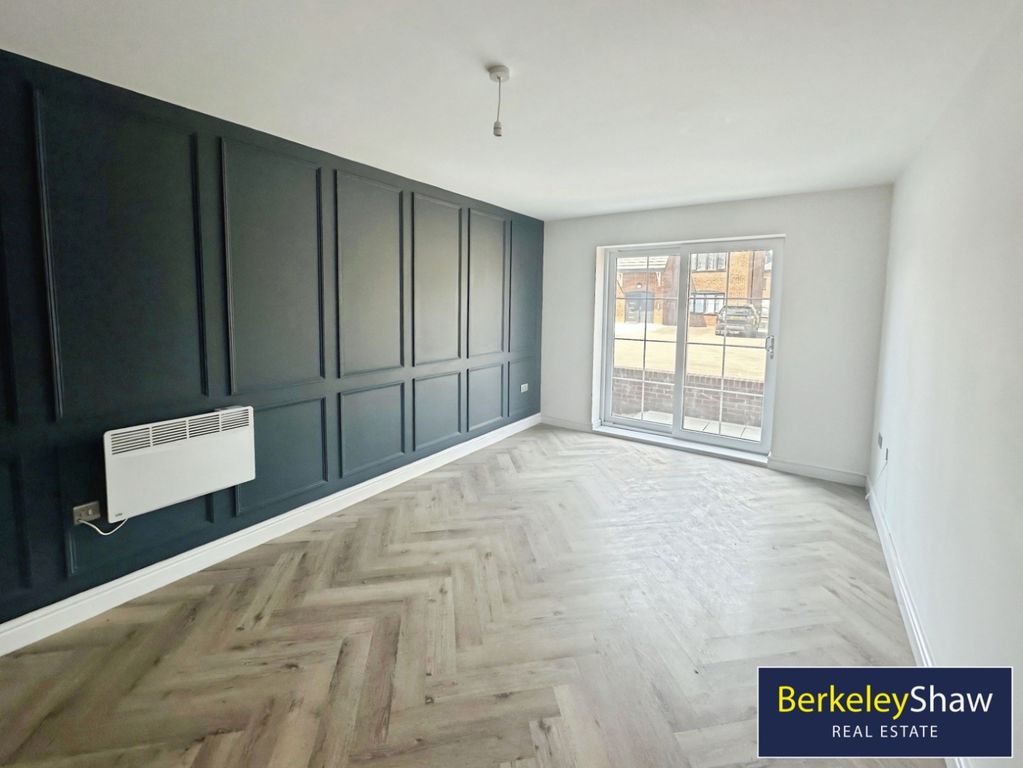 Property photo 3 of 16 Open Plan Lounge Kitchen