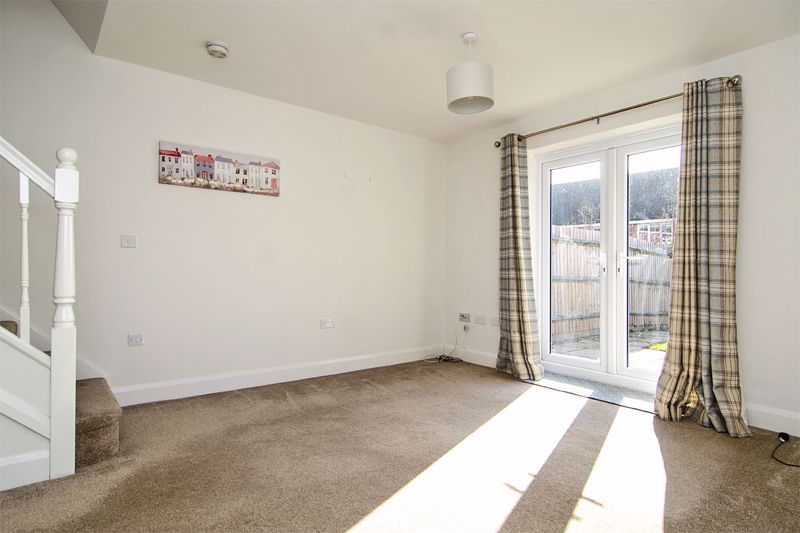 Property photo 2 of 11 Photo 5