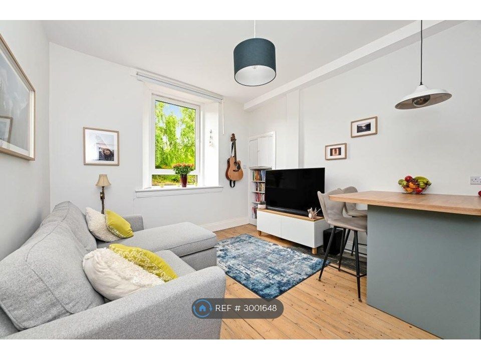 Property photo 1 of 13 Sitting Room (Example Furnishing)