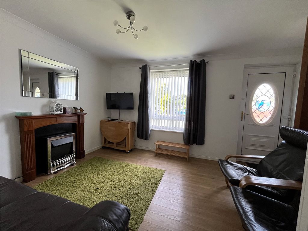 Property photo 3 of 15 Picture No. 16