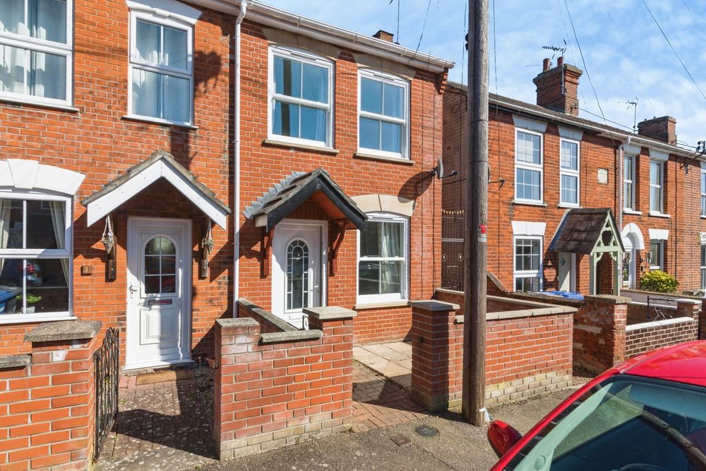 Property photo 1 of 19 Front