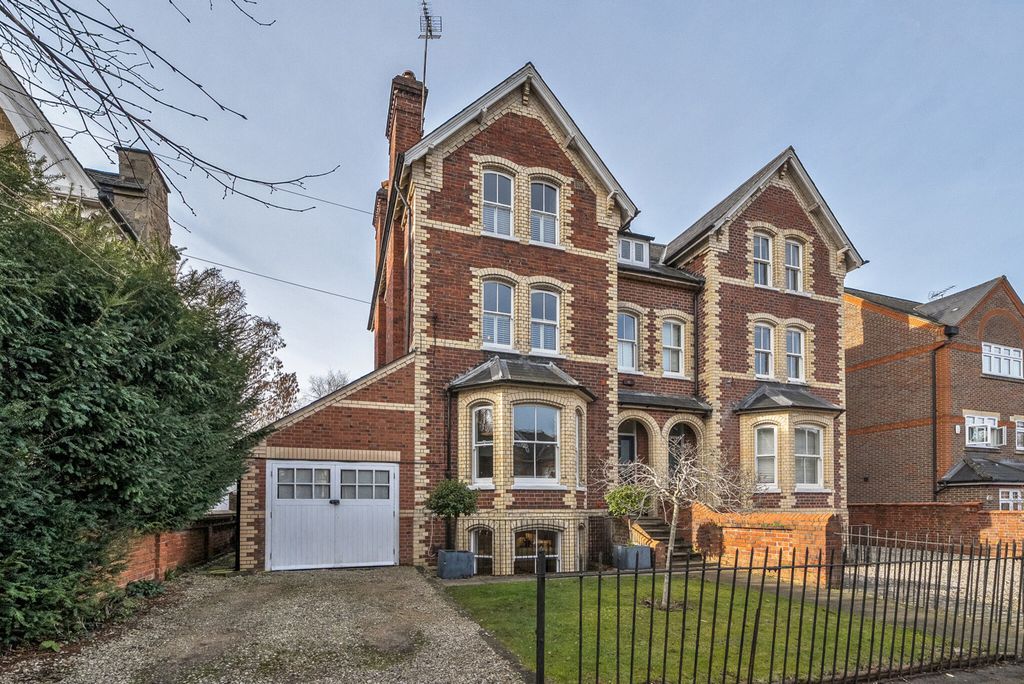 Property photo 1 of 31 1410992-1-69946F8...