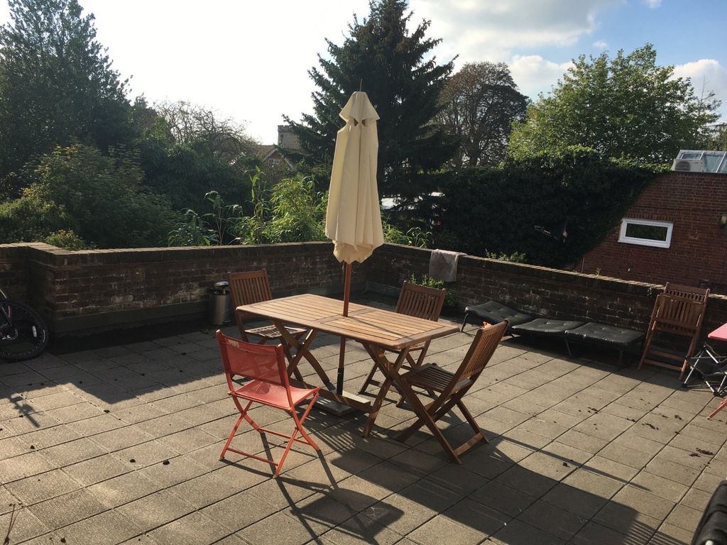 Property photo 2 of 12 Picture No. 08