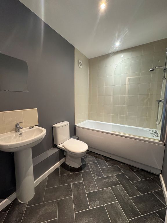 Property photo 3 of 7 3