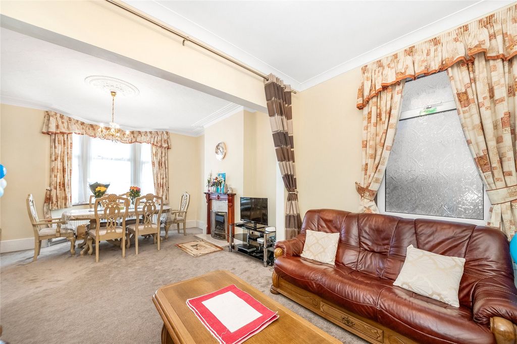 Property photo 3 of 16 Picture No. 35