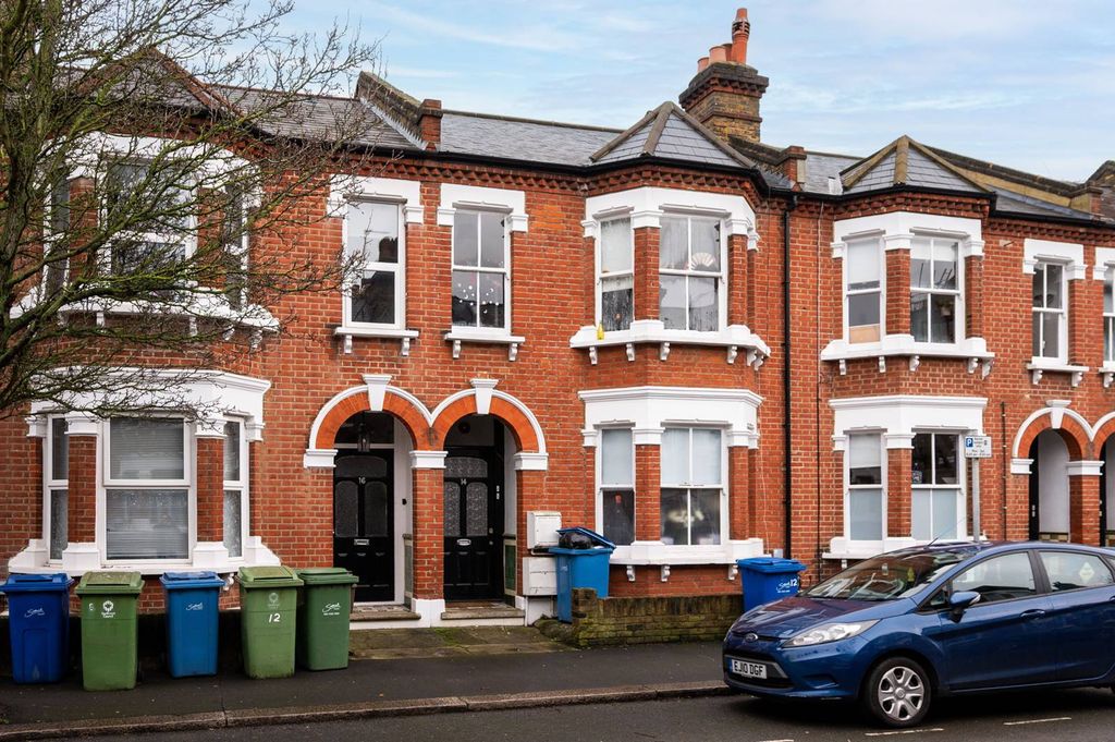 Property photo 2 of 7