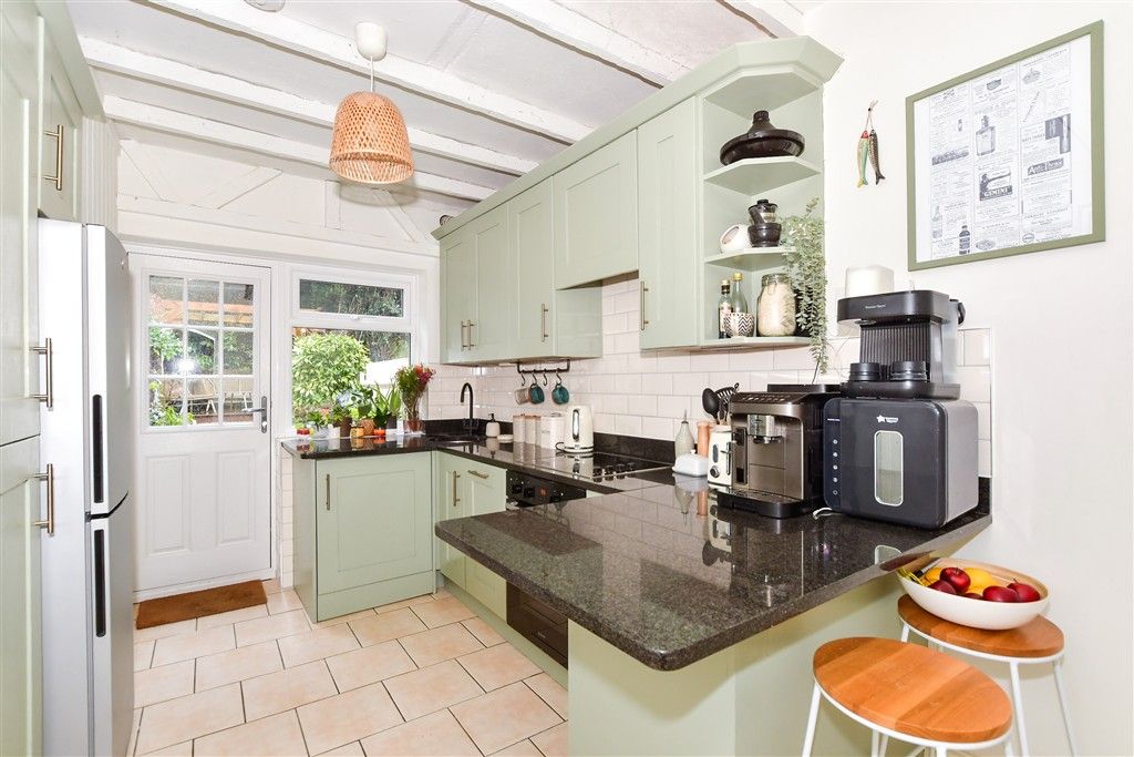 Property photo 3 of 15 Kitchen/ Breakfast Room