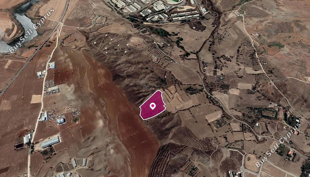 Property photo 3 of 3