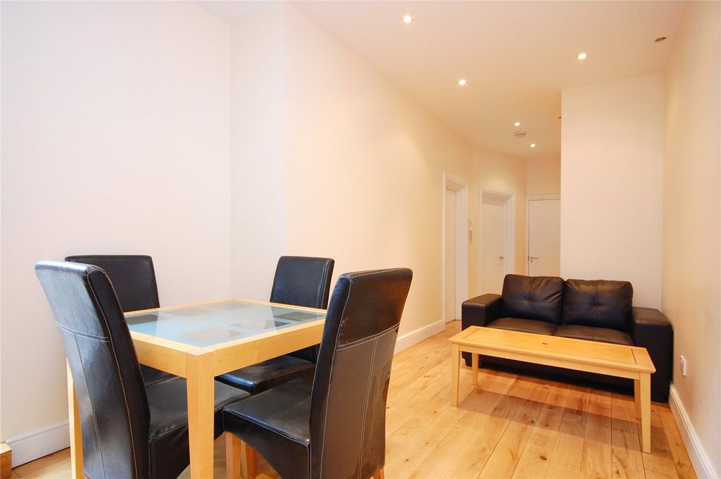 Property photo 3 of 7 Picture No. 08