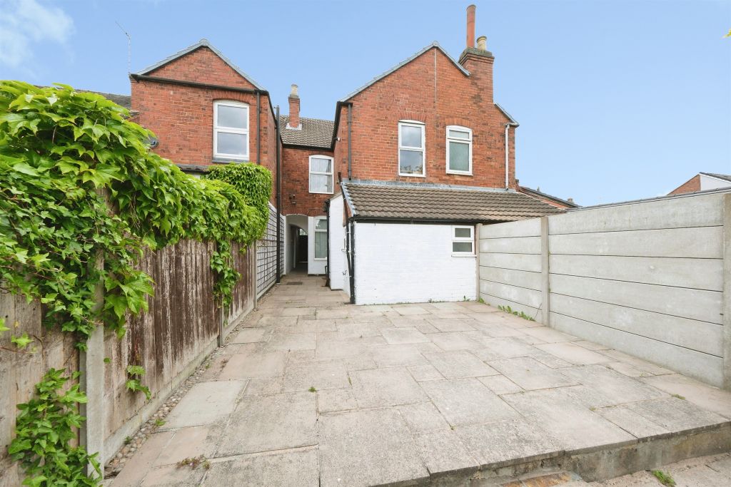 Property photo 3 of 20