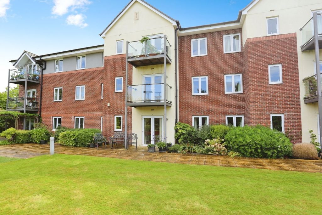 Property photo 1 of 17 Picture No. 01