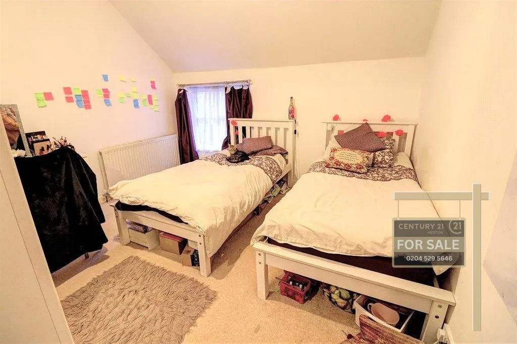 Property photo 3 of 8