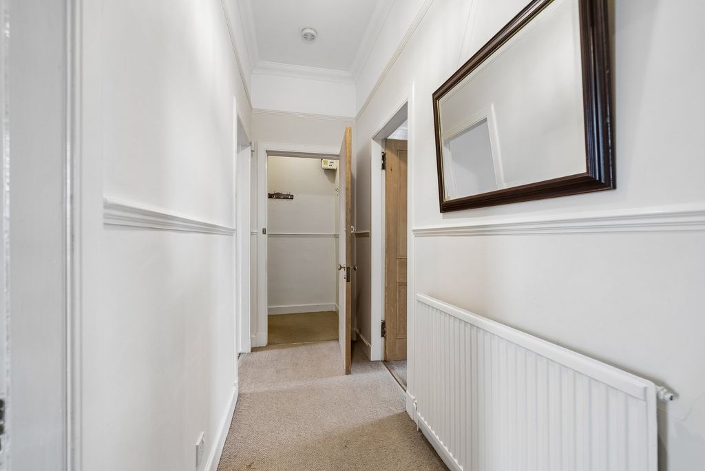 Property photo 3 of 19 Picture No. 02