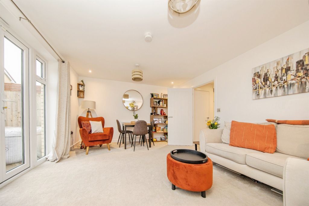 Property photo 3 of 19