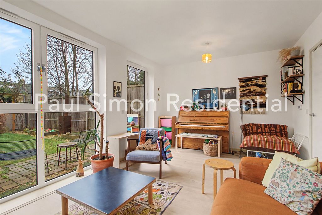 Property photo 3 of 22 Picture No. 07