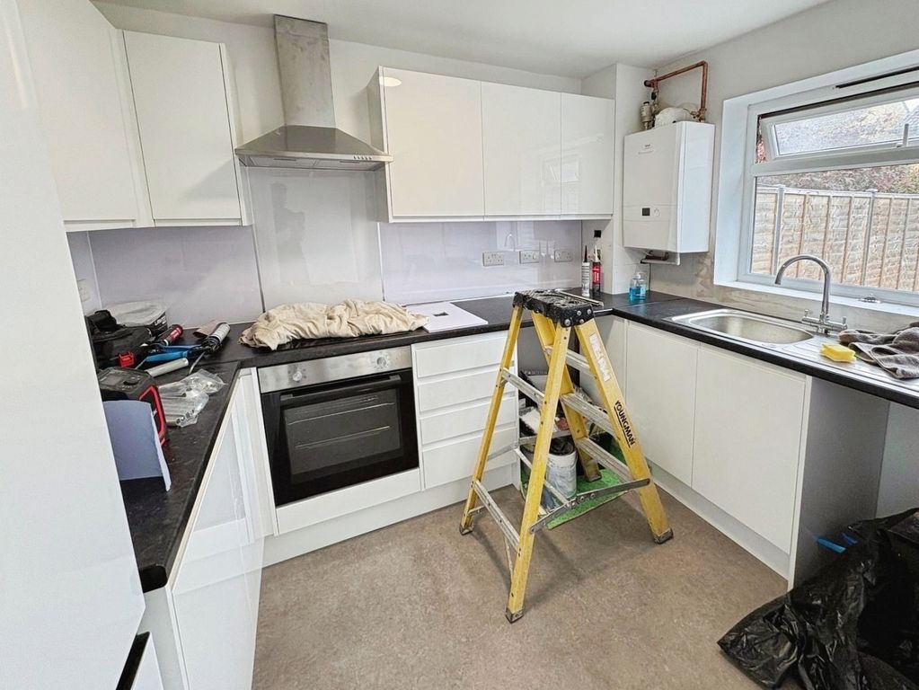 Property photo 3 of 12 Pbox-Img.Jpg