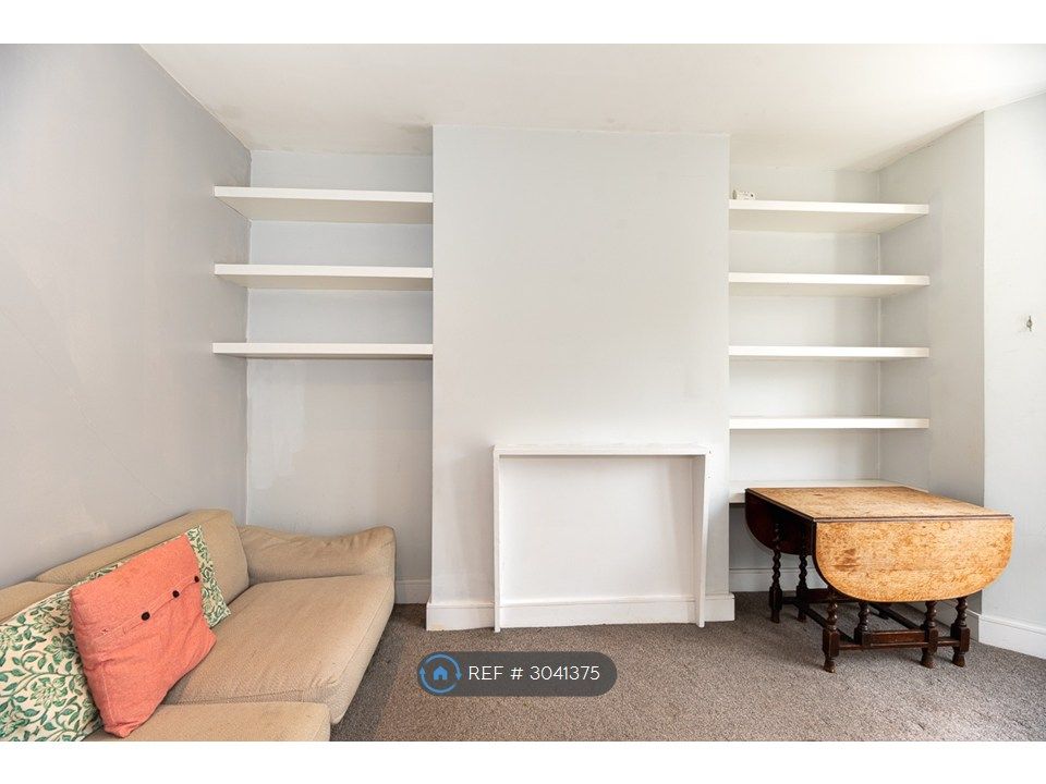 Property photo 2 of 4