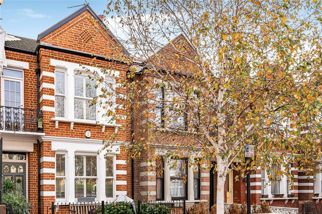 Property photo 1 of 22 Exterior